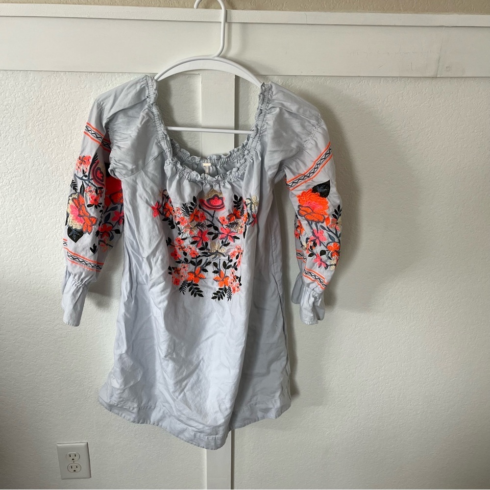 Free People Women's XS Embroidered Blouse.